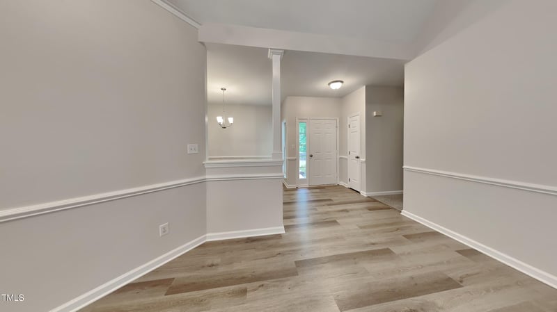 1112 Minnie Dr, Raleigh, NC 27603