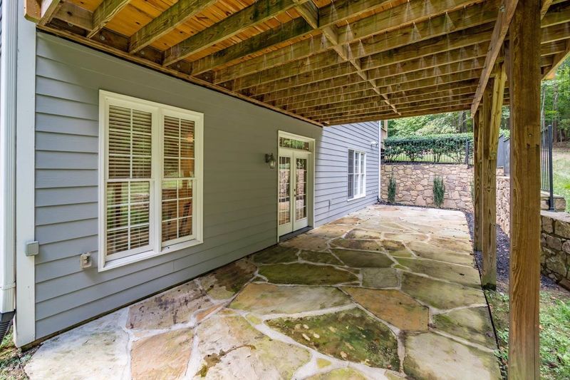 1112 Parchemin Trl, Chapel Hill, NC 27516
