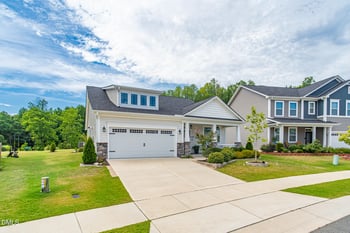 1112 Quindell Dr, Holly Springs, NC 27540