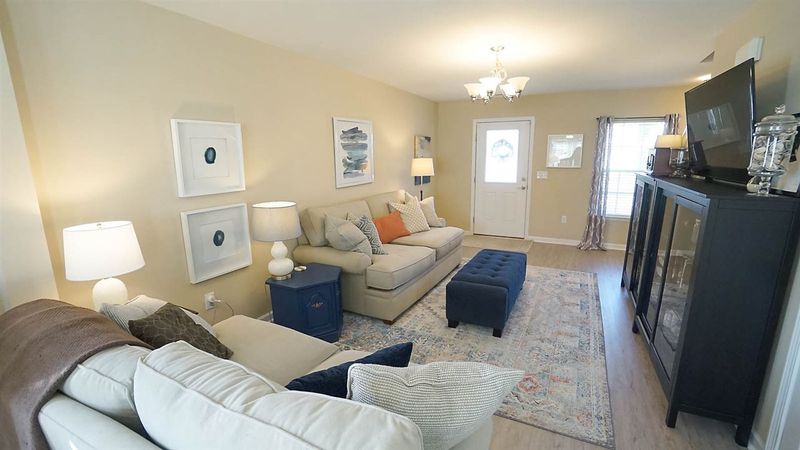 1112 Raven Perch Dr, Wendell, NC 27591