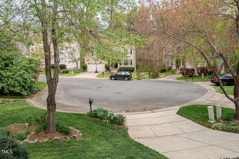 1112 Sophomore Ct, Durham, NC 27713