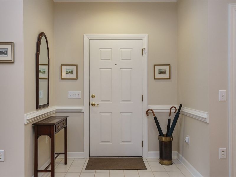 1112 Thistle Briar Pl #A, Cary, NC 27511