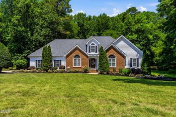 1112 Tyler Farms Dr, Raleigh, NC 27603