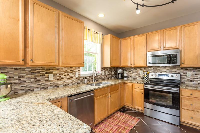 1112 Warmoven St, Wake Forest, NC 27587
