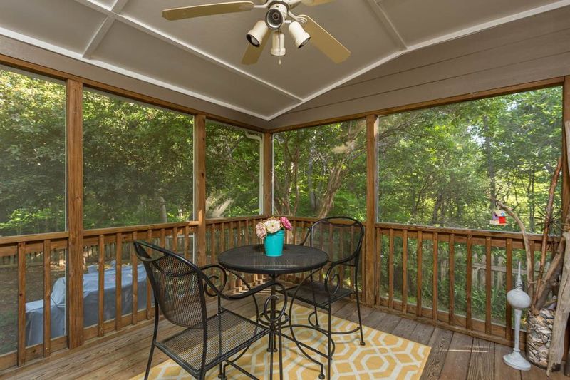 1112 Warmoven St, Wake Forest, NC 27587