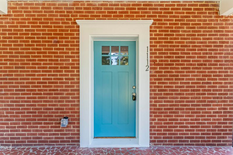 1112 W Webb Ave, Burlington, NC 27217