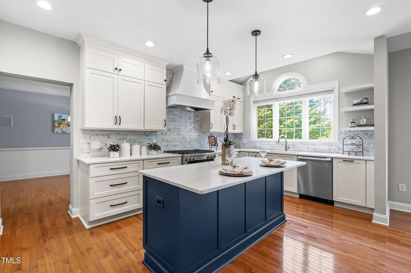 11124 Penderwood Ct, Raleigh, NC 27617