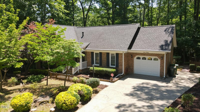 1113 Ashford Ln, Cary, NC 27511