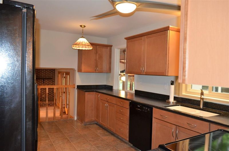 1113 Askham Dr, Cary, NC 27511