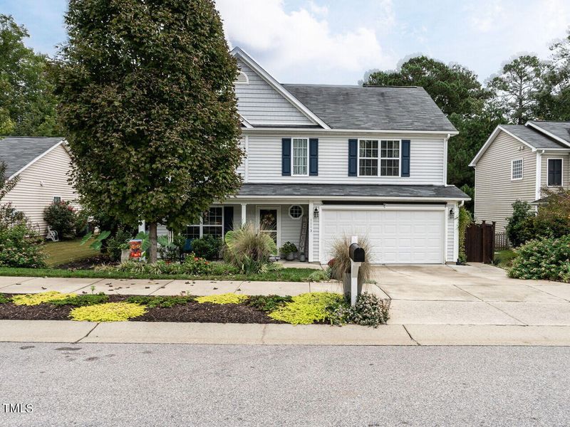 1113 Dexter Ridge Dr, Holly Springs, NC 27540
