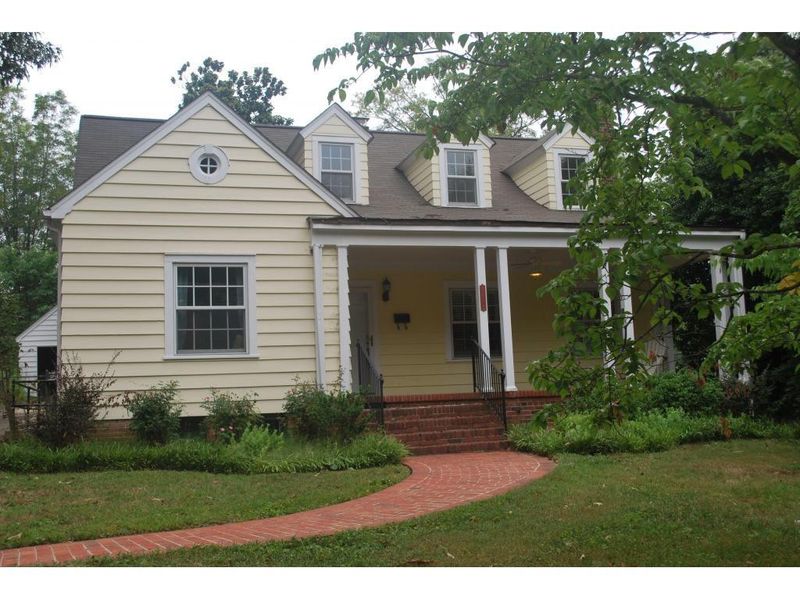 1113 Franklin St, Burlington, NC 27215