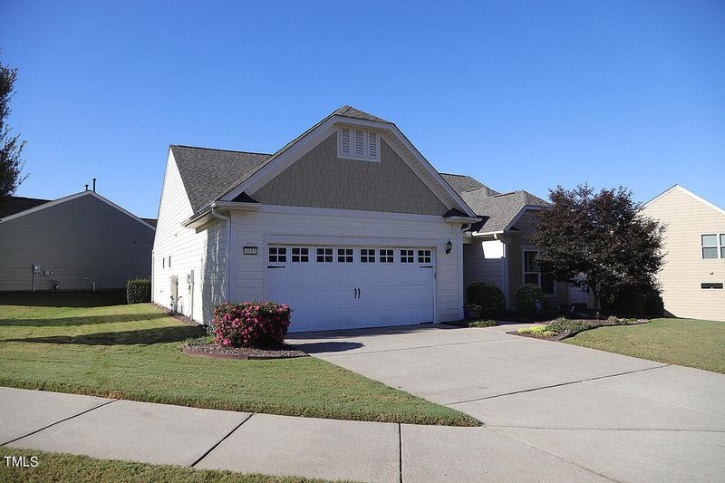 1113 Gaston Manor Dr, Durham, NC 27703