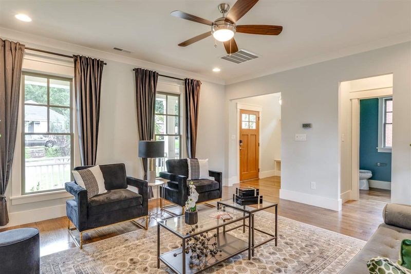 1113 Gregg St, Raleigh, NC 27601