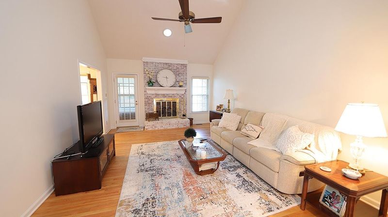 1113 Hadrian Dr, Garner, NC 27529