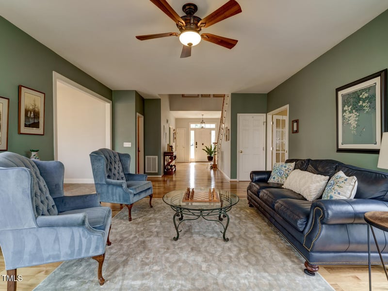 1113 Hardscrabble Dr, Hillsborough, NC 27278