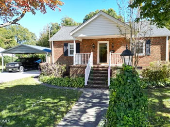 1113 Hermitage Rd, Burlington, NC 27215