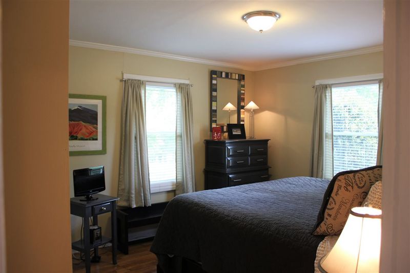 1113 N King Charles Rd, Raleigh, NC 27610