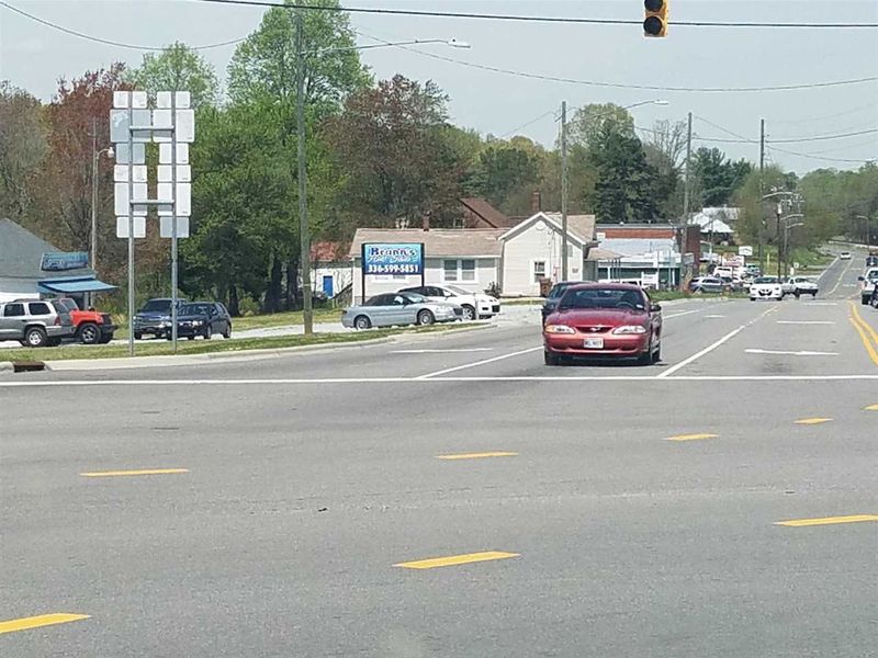1113 Main St, Roxboro, NC 27573