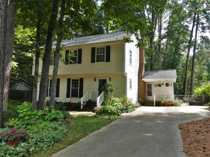 1113 Manchester Dr, Cary, NC 27511