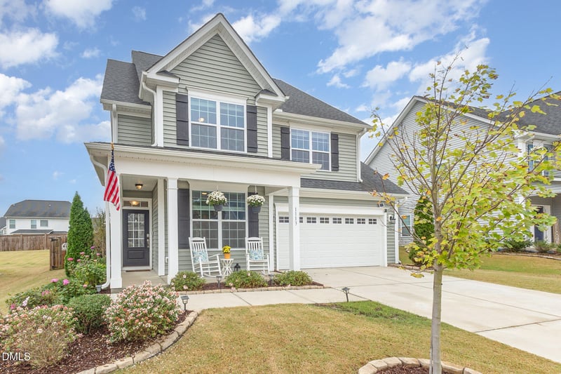 1113 Matisse Dr, Fuquay Varina, NC 27526