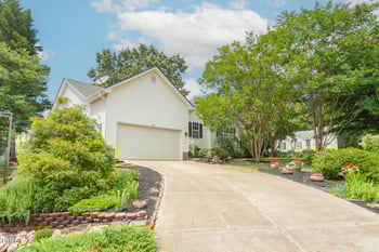1113 Pilton Pl, Raleigh, NC 27604
