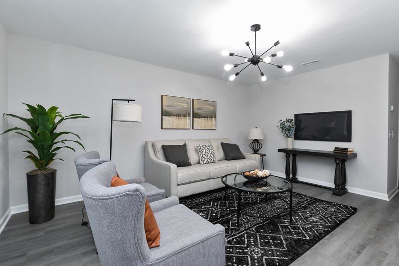 1113 Savannah Dr, Raleigh, NC 27610