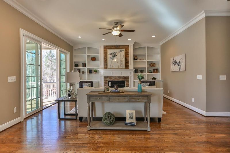 1113 Swallow Falls Ln, Raleigh, NC 27614