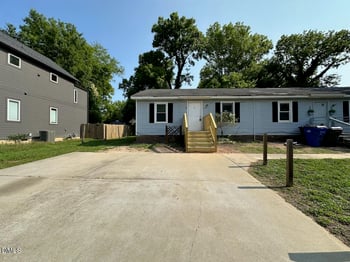 1113 Upchurch St #A, Raleigh, NC 27610