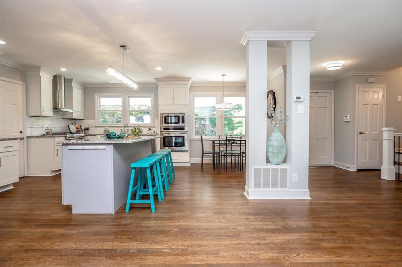 1113 Winona Dr, Raleigh, NC 27609