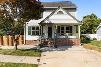 1114 Balmoral Dr, Cary, NC 27511