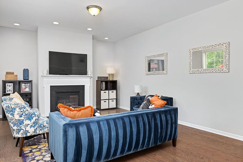 1114 Big Spring Cir, Durham, NC 27703