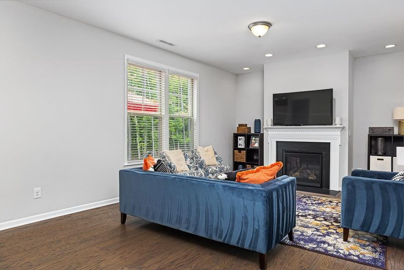 1114 Big Spring Cir, Durham, NC 27703