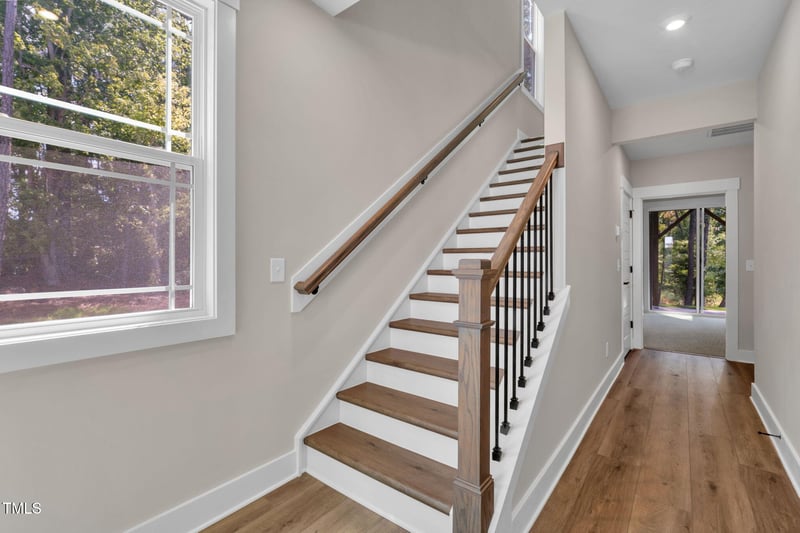 1114 Blackthorn Ln, Durham, NC 27703