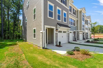 1114 Blackthorn Ln, Durham, NC 27703