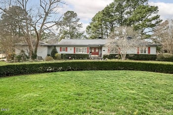 1114 Burning Tree Dr, Chapel Hill, NC 27517