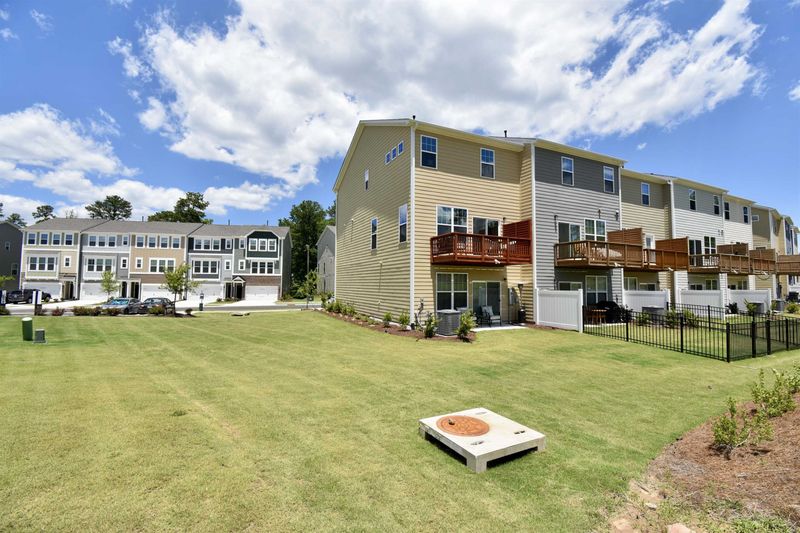 1114 Commack Dr, Durham, NC 27703