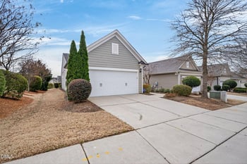 1114 Hines Forest Dr, Durham, NC 27703