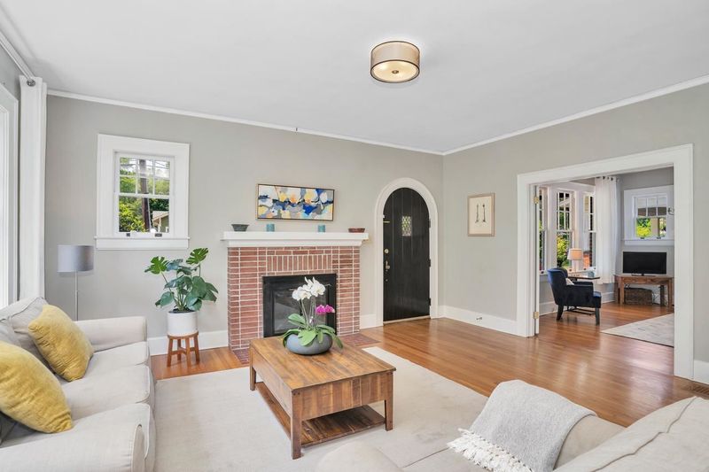 1114 Iredell St, Durham, NC 27705