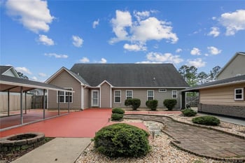 1114 Legend Creek Dr, Hope Mills, NC 28348