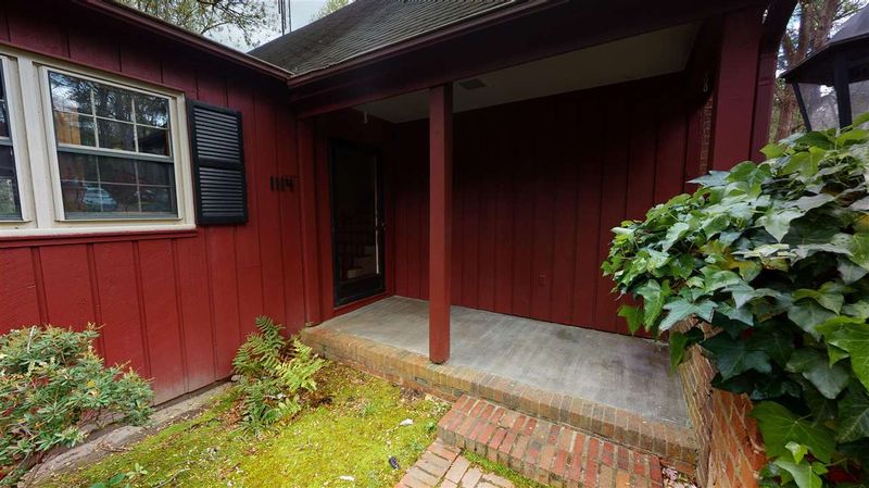1114 Manchester Dr, Raleigh, NC 27609