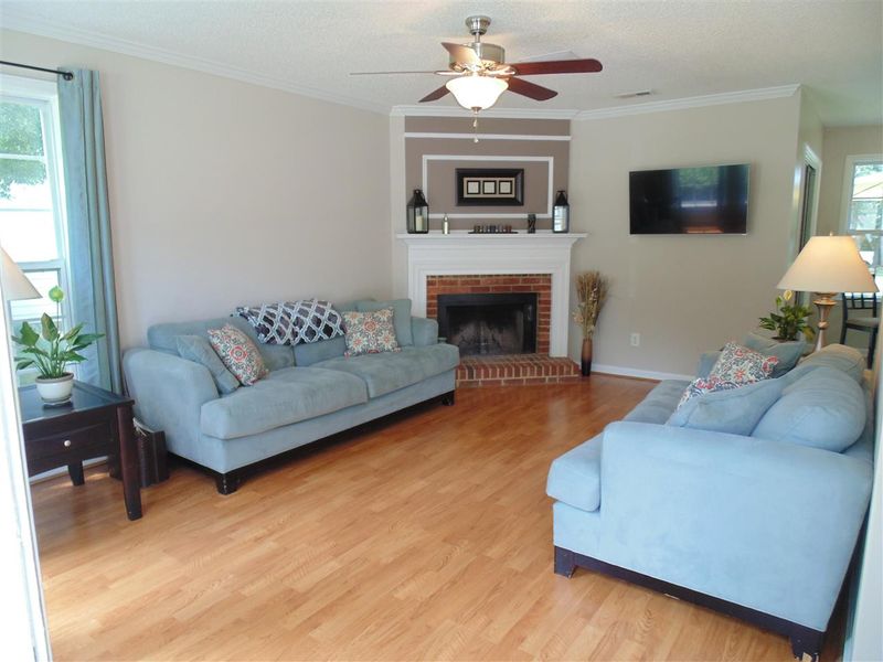 1114 Nichols Farm Dr, Durham, NC 27703