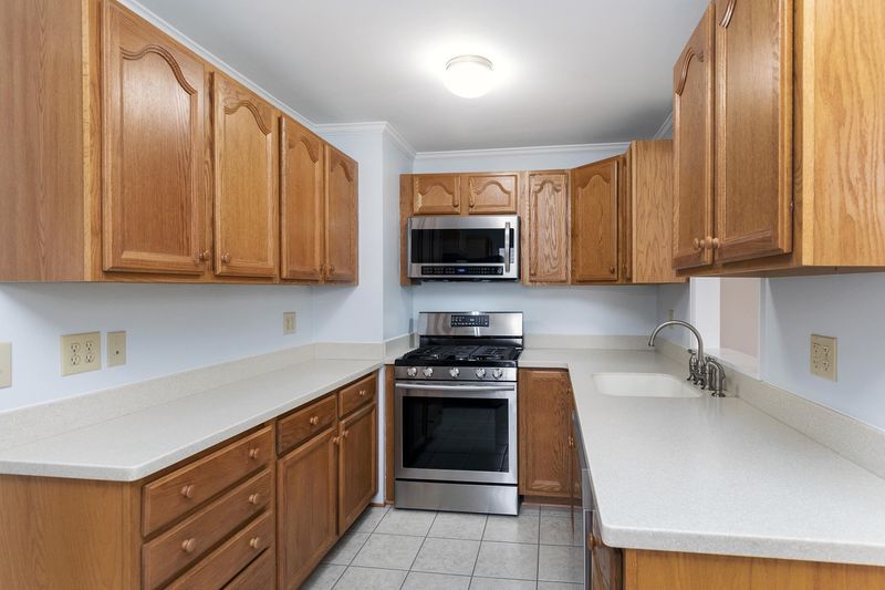 1114 E Oak Dr, Durham, NC 27712
