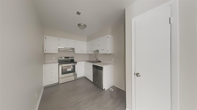 1114 Schaub Dr #K, Raleigh, NC 27606