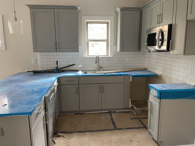 1114b Violet St, Durham, NC 27701