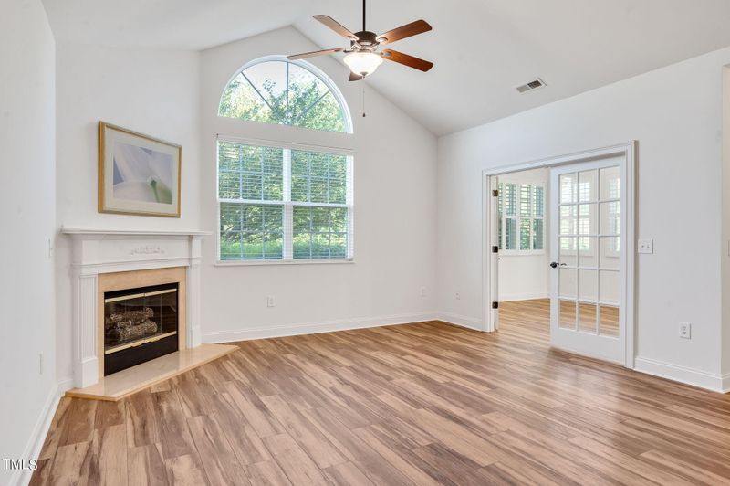 1115 Blue Bird Ln, Wake Forest, NC 27587