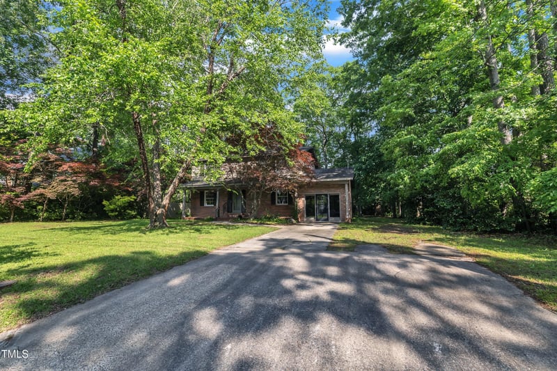 1115 Chestnut Dr, Smithfield, NC 27577