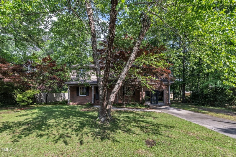 1115 Chestnut Dr, Smithfield, NC 27577