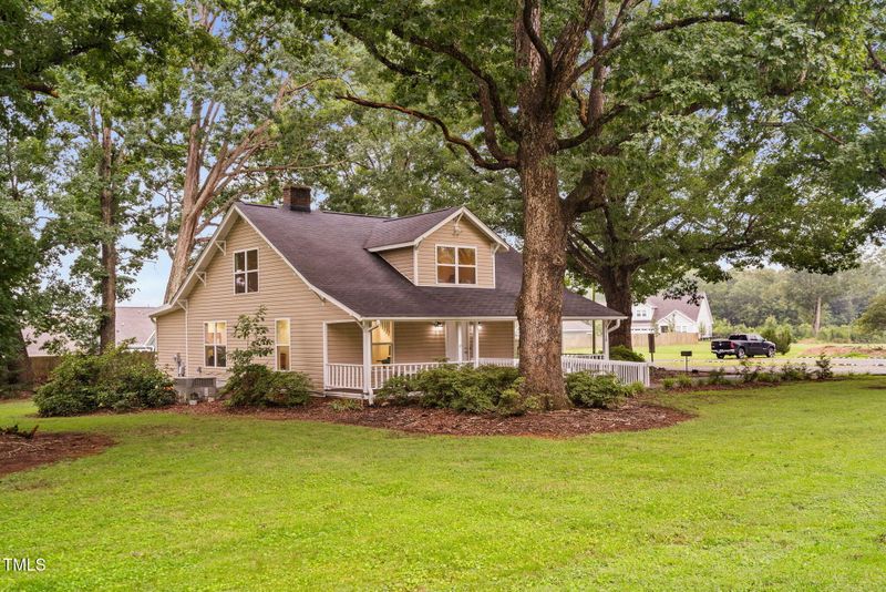 1115 S Fifth St, Mebane, NC 27302