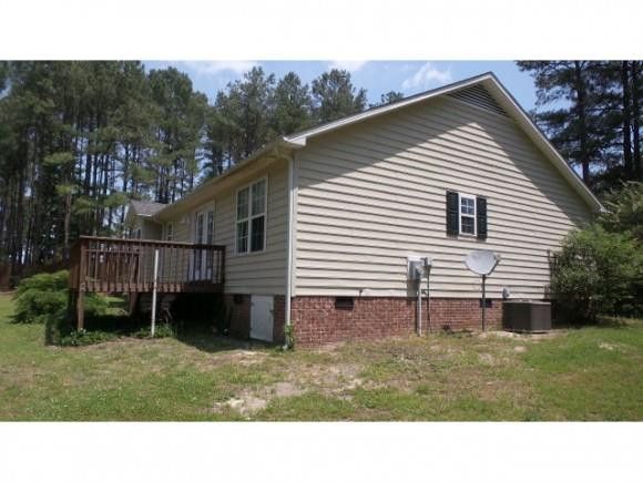 1115 Hoover Rd, Sanford, NC 27332