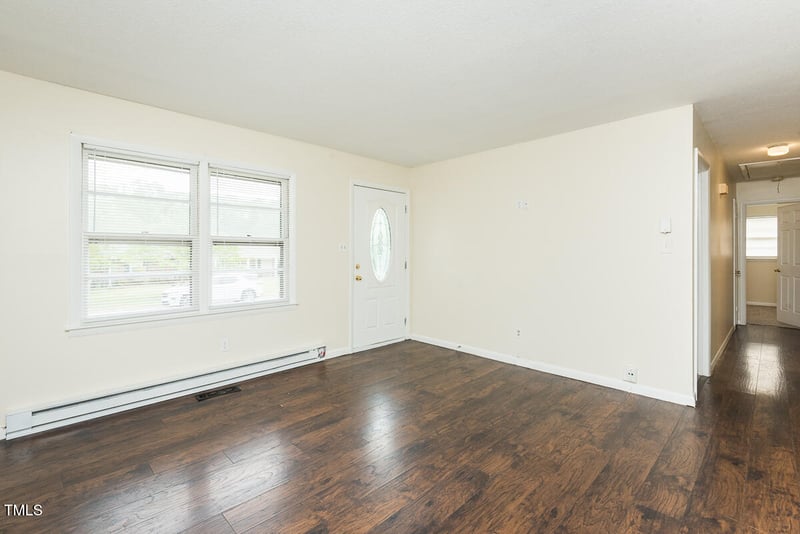 1115 Lorraine St, Graham, NC 27253